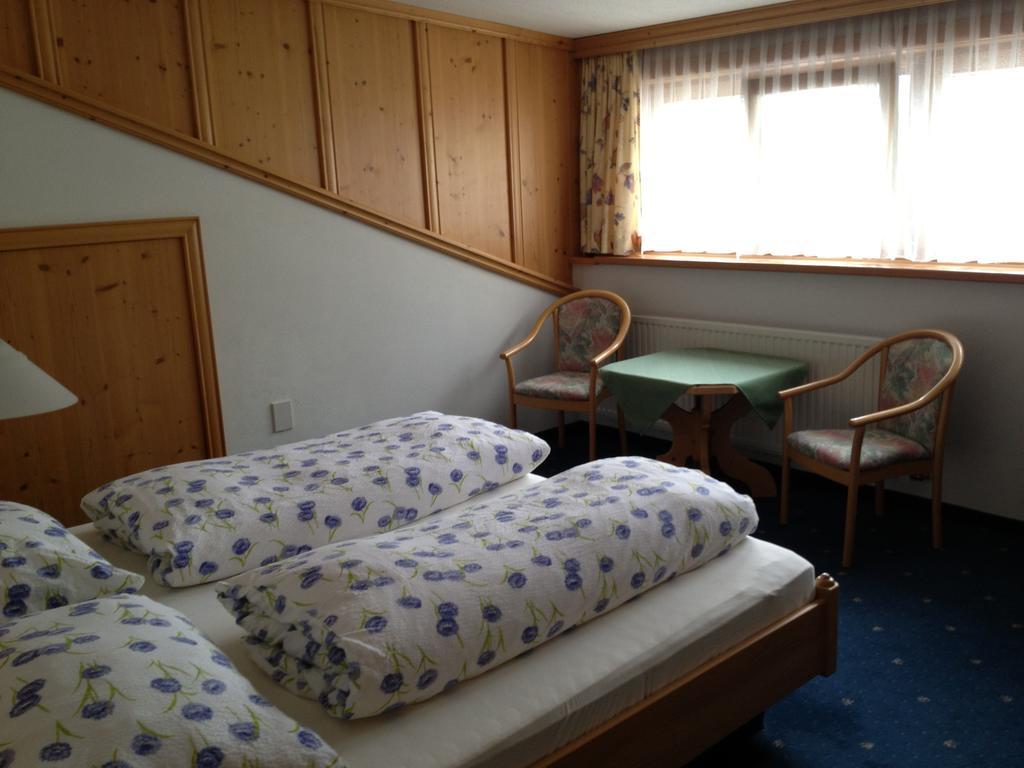 Berggasthof Hintergfoell Unken Chambre photo