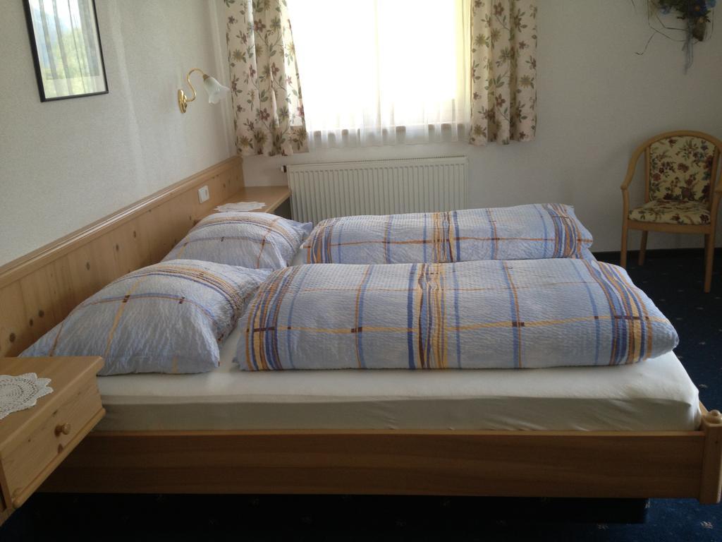Berggasthof Hintergfoell Unken Chambre photo